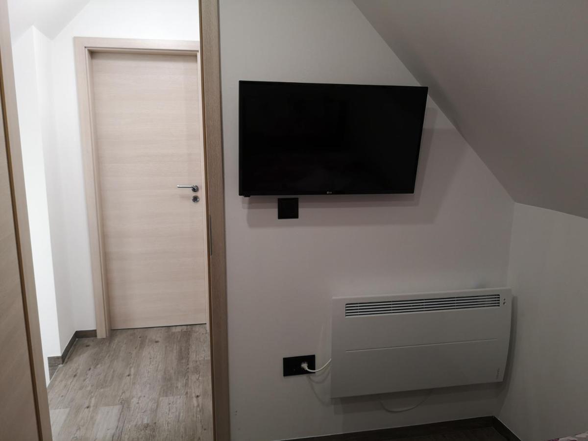 App Aleksa 6168 Catez ob Savi Exterior foto